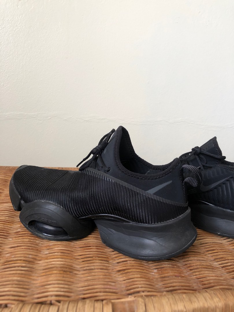 ladies nike air zoom superrep
