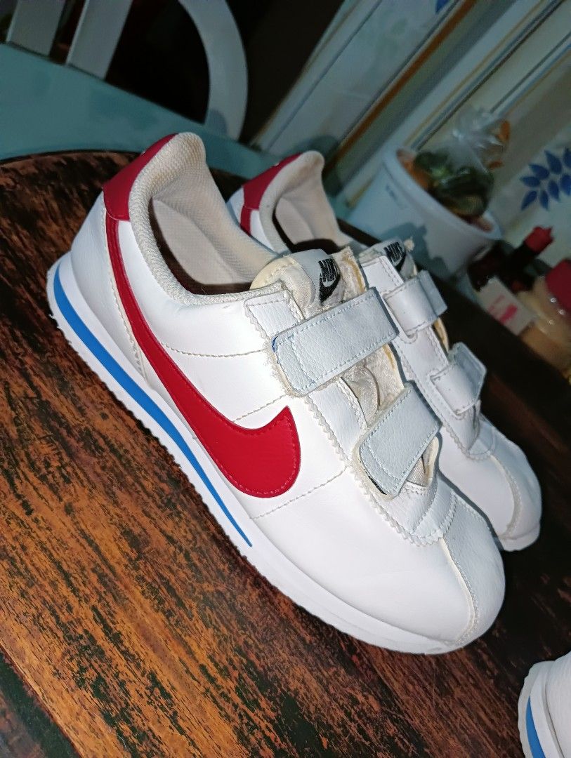 Nike cortez kids velcro sales