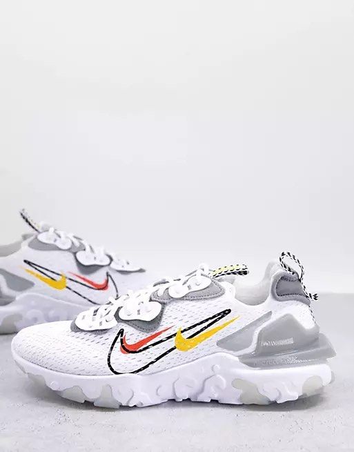 White top summer trainers