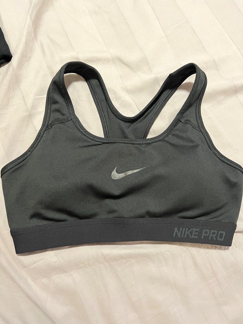 Nike Sports Bra, Women's Fashion, Activewear on Carousell