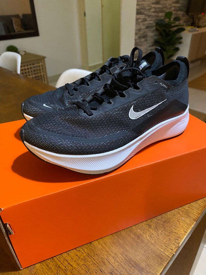 Nike ZoomFly 4, Men's Fashion, Activewear on Carousell