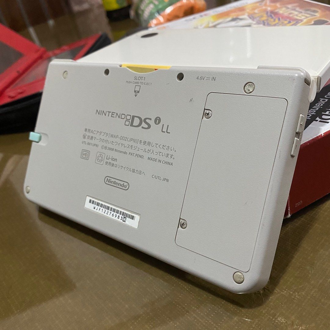Nintendo DSi LL with R4 card, Video Gaming, Video Games, Nintendo on Carousell