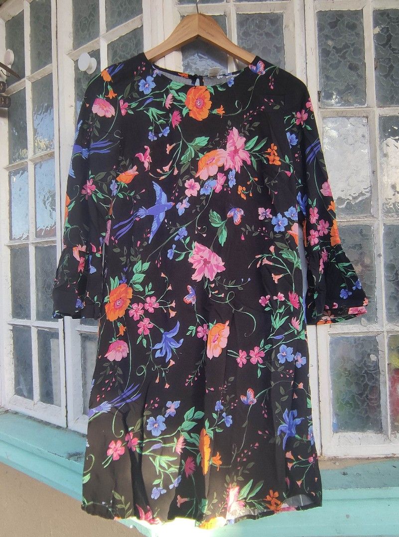 Old navy black floral dress clearance