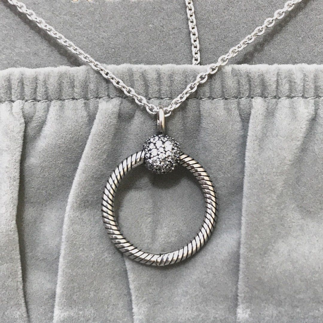 Pandora moments small deals pavé o pendant