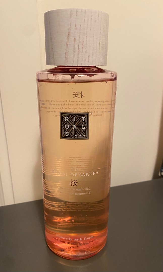 Rituals Bath foam sakura, 美容＆化妝品, 沐浴＆身體護理, 沐浴及身體護理 沐浴 Carousell