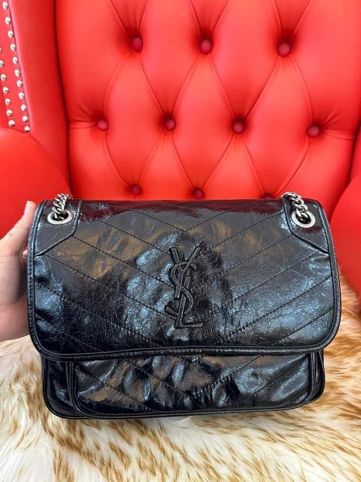 SAINT LAURENT Niki medium crinkled glossed-leather shoulder bag