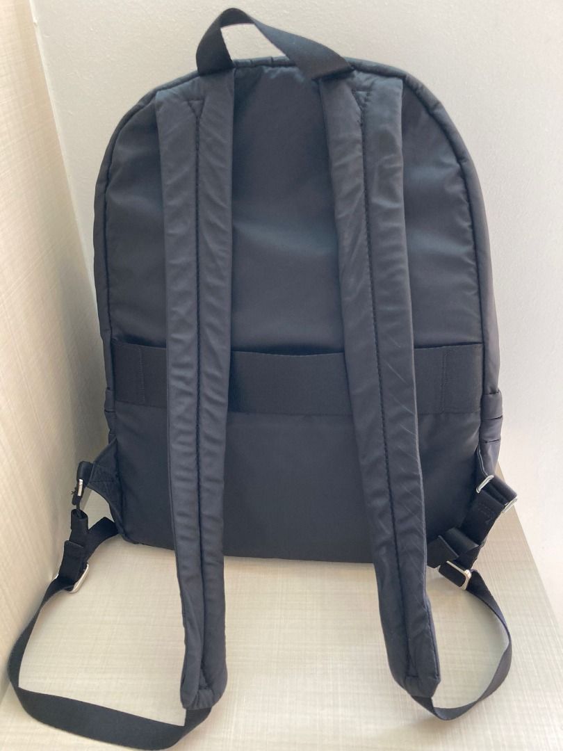 Samsonite Lightweight Waterproof Backpack (Black) Lightly Used, Women