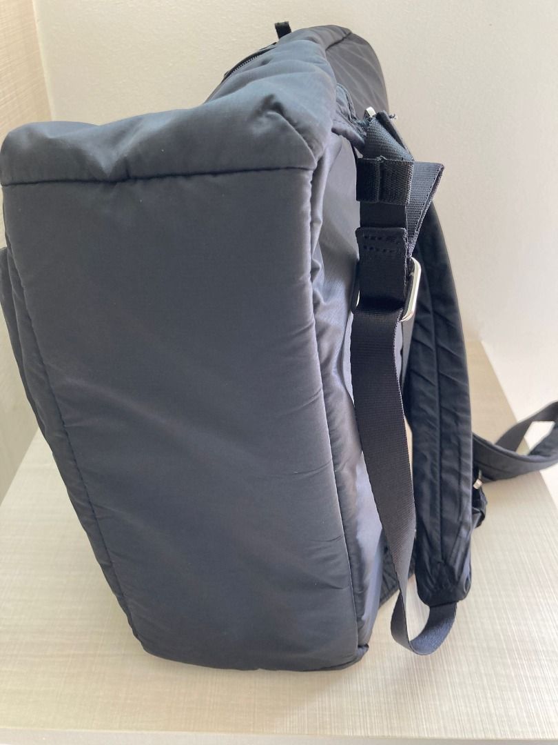 Samsonite Lightweight Waterproof Backpack (Black) Lightly Used, Women