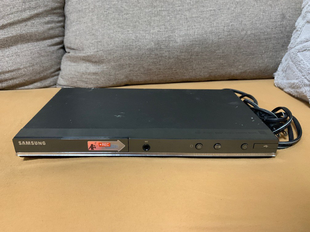 Samsung Digital Video Disc Player (DVD Player) Model No. DVD-D530K/XP ...