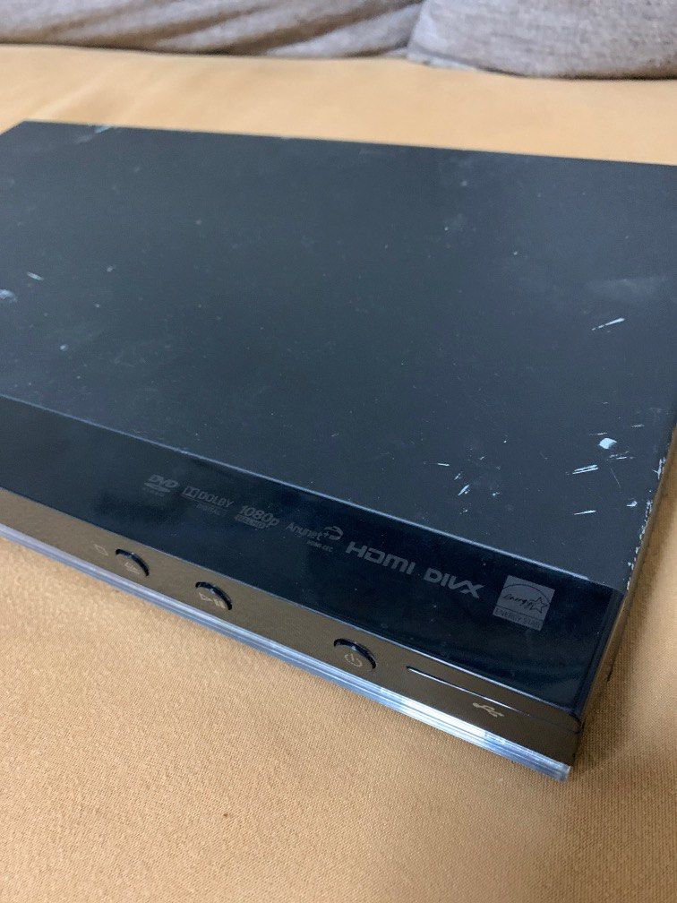 Samsung Digital Video Disc Player (DVD Player) Model No. DVDD530K/XP