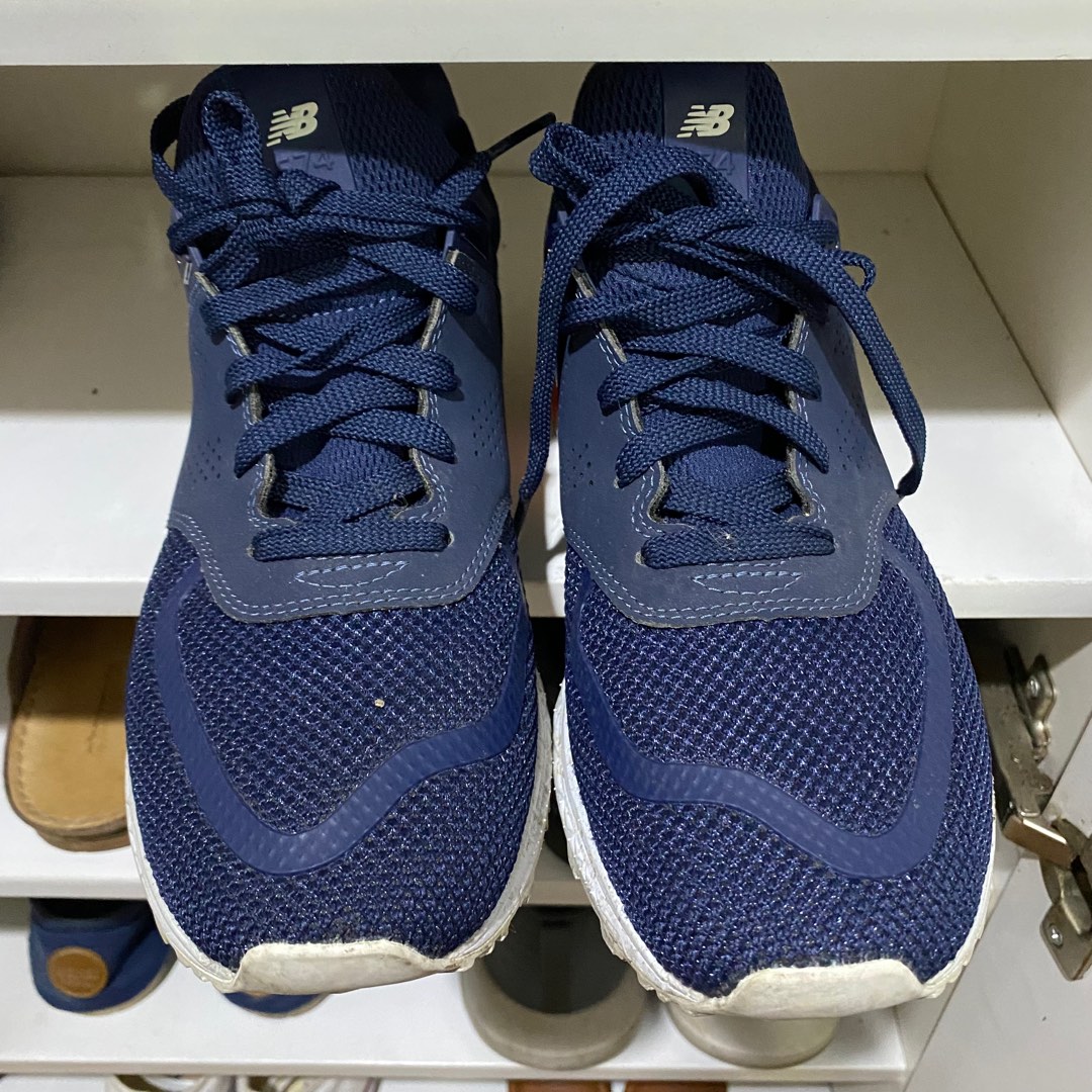 Sepatu sport discount new balance