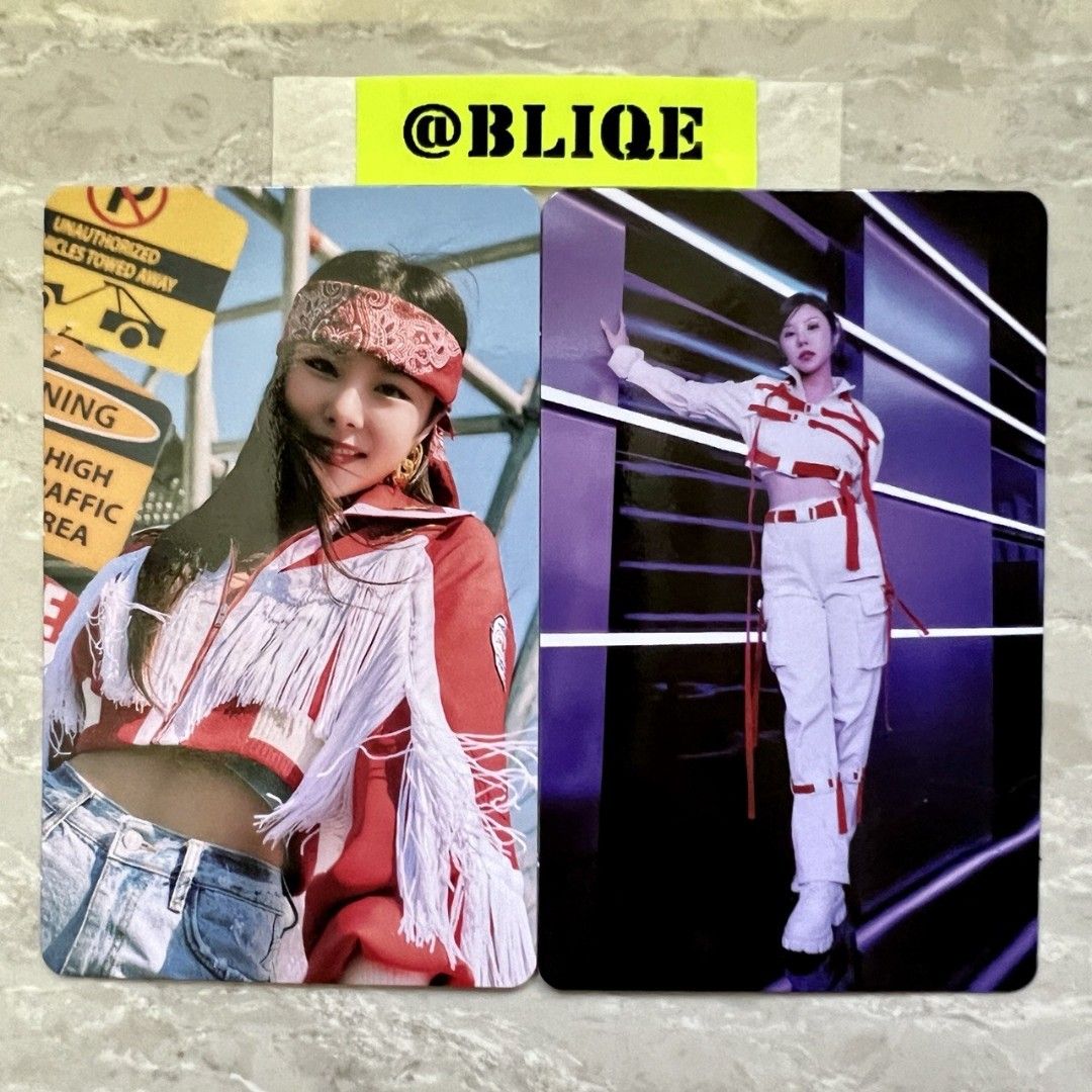 Jual [READY] Mamamoo Solar Moonbyul Wheein Hwasa - Album Photocard PC