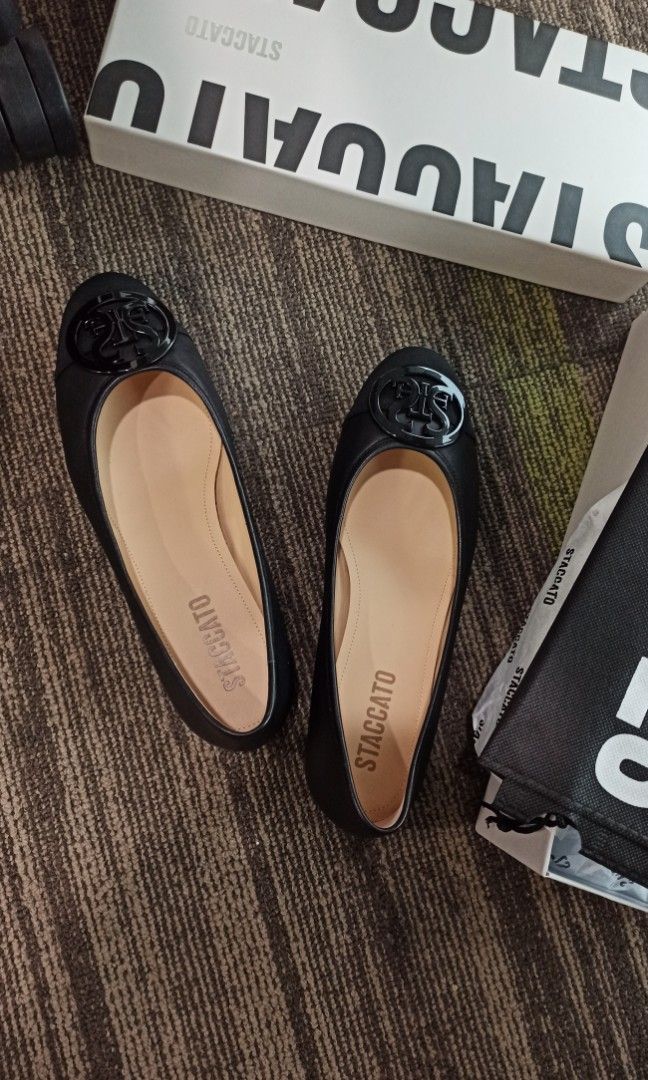 Harga flat shoes staccato outlet