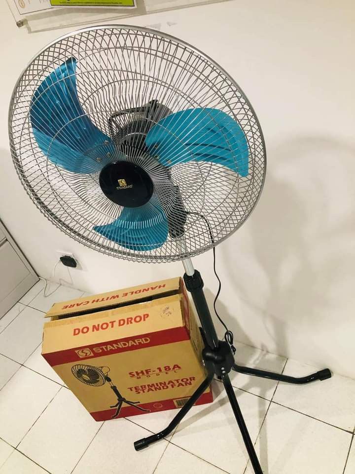 Standard 18" Industrial Stand Fan SHF18, Furniture & Home Living