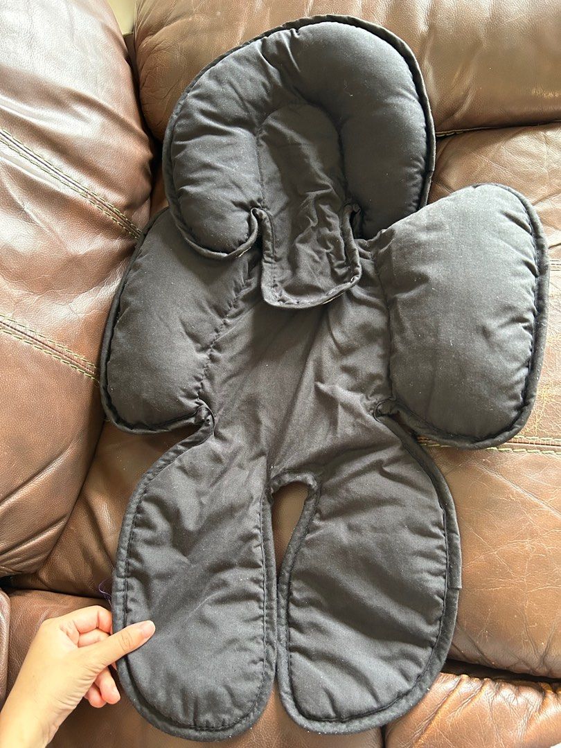 Stroller cushion (insert) (Category: Strollers) located in Singapore. Submitted by teddy_bear. (Listing ID 1214550721, Image 3). Description: For self pickup at 142091..