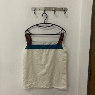 Tenun Tank Top Merekat Sejiwa