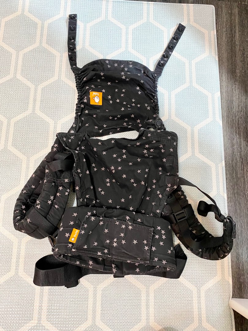 Tula carrier with free carrier pads, spectra valve, changing mat, bib