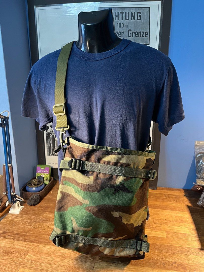 Molle ii hot sale radio pouch