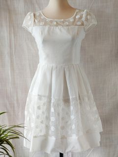 (Category: ) located in . Submitted by RKsWardrobe (Listing ID 1214634443, Image 1). Description: .
