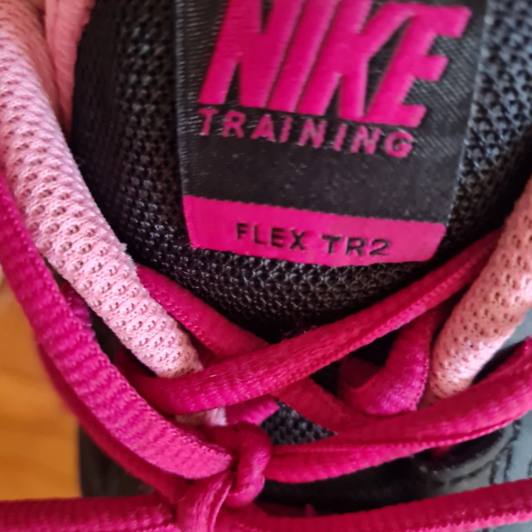 Nike training flex tr2 womens top