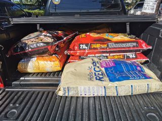 20kgs. P1320 Dog food free Deliver Within Molino 4 Bacoor Cav.