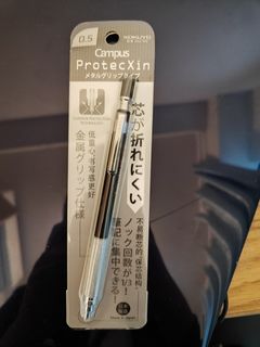 （分類：）位於 。 由 autakhei57739 提交（商品編號 1214781961，圖片 1）。簡介： 。