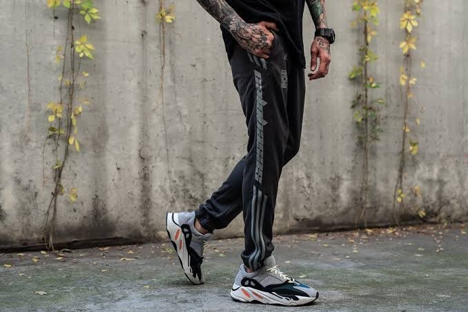 NWT Adidas Yeezy Calabasas Track Pants Black Size L FW17 CV8357 | eBay