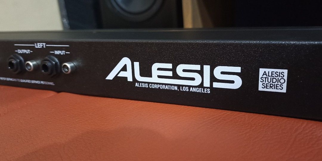 Alesis MEQ 230 Dual 1/3 Octave Precision Equalizer (N.O.S.), Audio