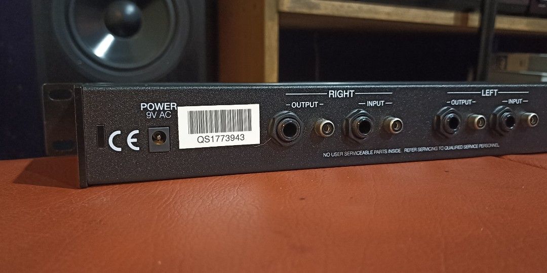 Alesis MEQ 230 Dual 1/3 Octave Precision Equalizer (N.O.S.), Audio