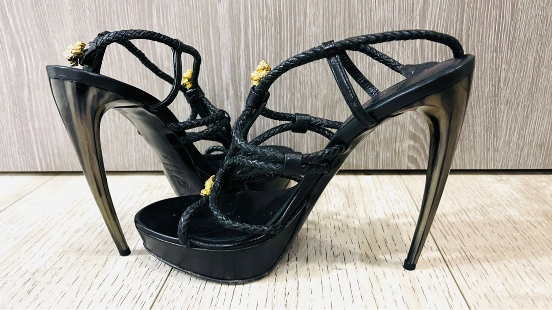 Alexandar McQueen Heels