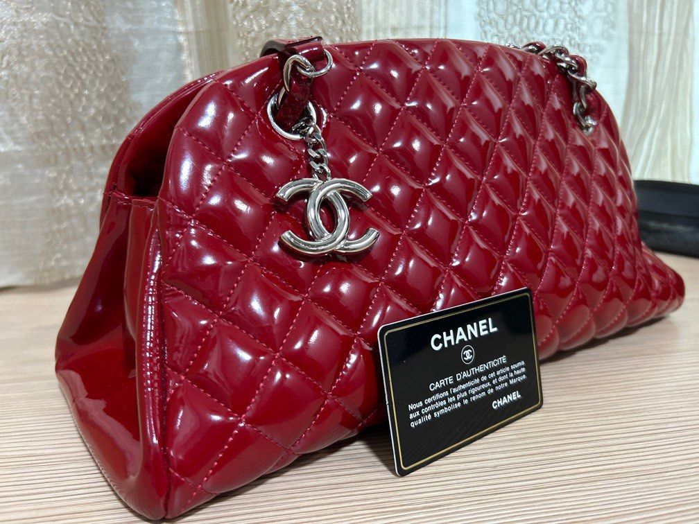 Red on sale patent bag