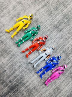 Bandai Sentai Power Ranger Megazord Toy Figurine
