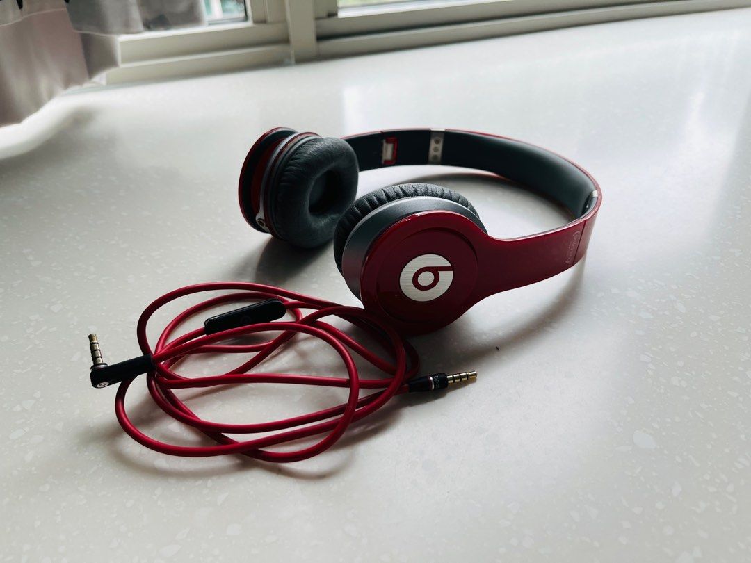 BEATS solo HD gen 1 (special edition), Audio, Earphones on Carousell