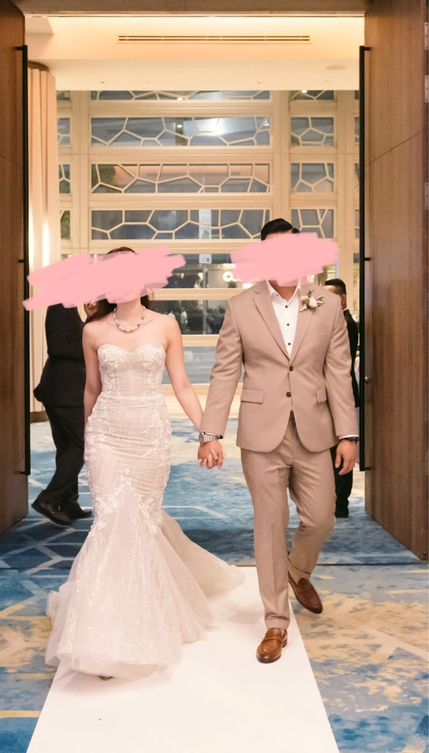 pre owned berta wedding dress