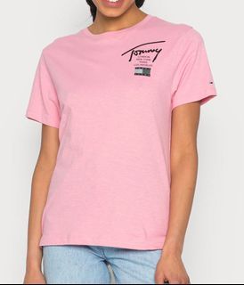 BNWT  Signature Logo T-shirt - XXS Fresh Pink