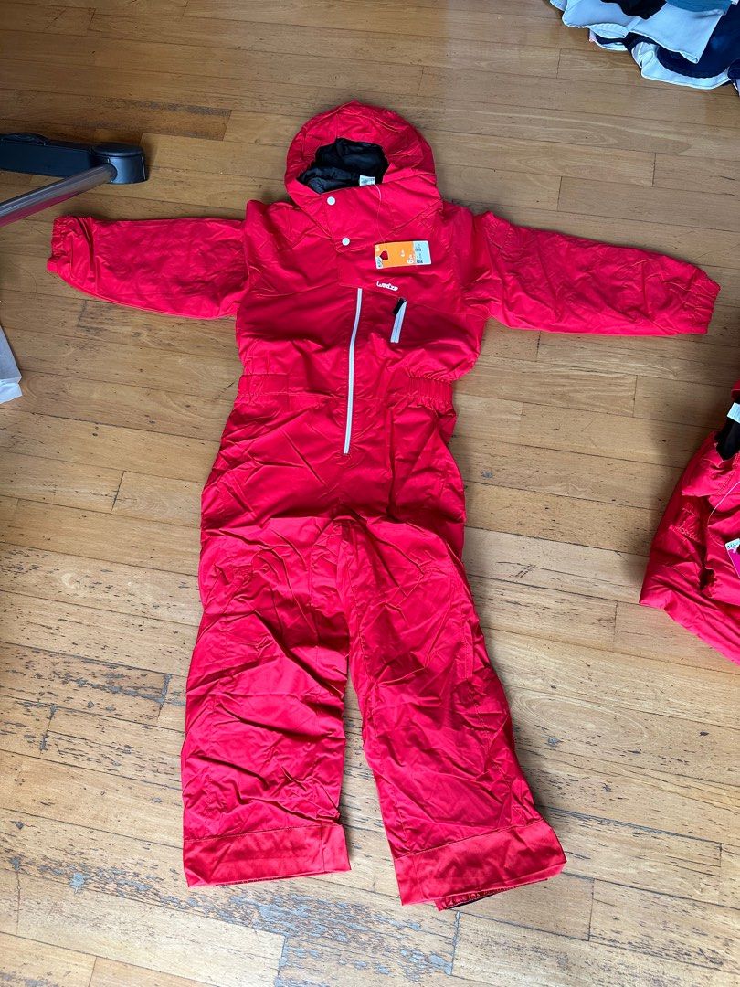 Full top ski suit