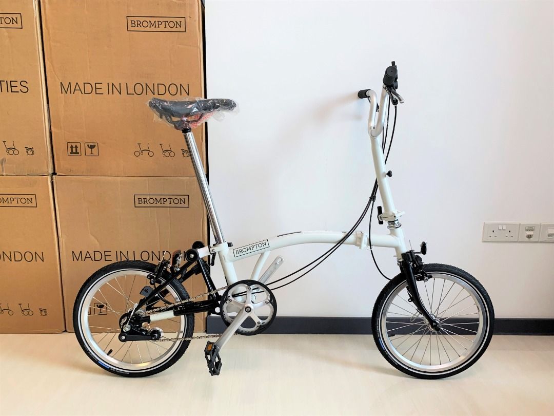 Brompton A Line Papyrus White IN STOCK BNIB Sports Equipment Bicycles Parts Bicycles on Carousell