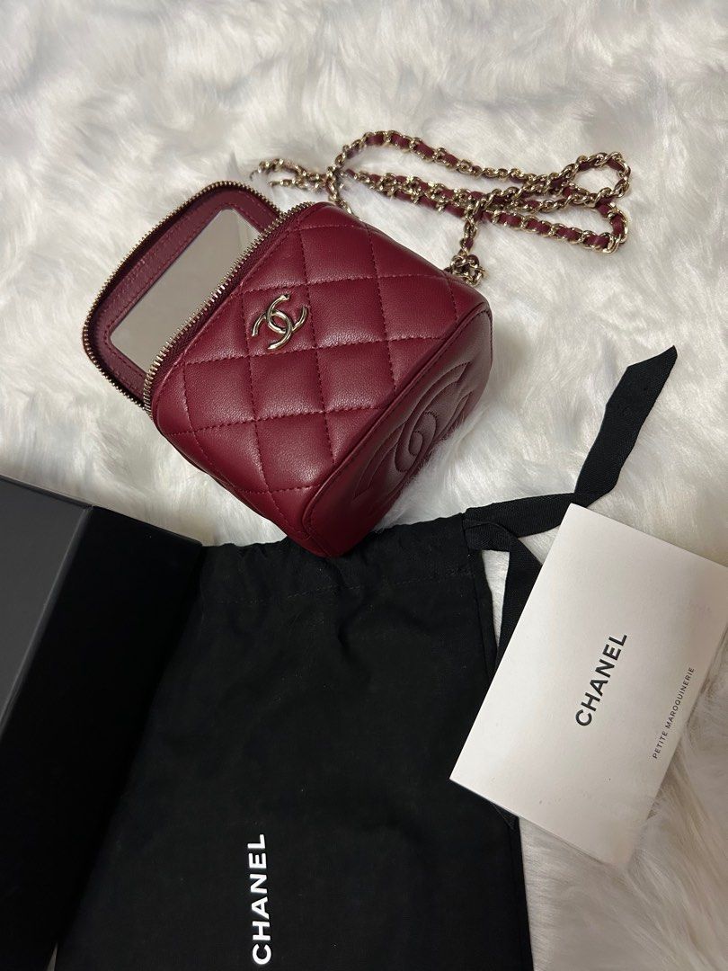 NIB 100%AUTH CHANEL 21S Red Caviar Leather Mini Vanity Bag With Chain Gold  HDW