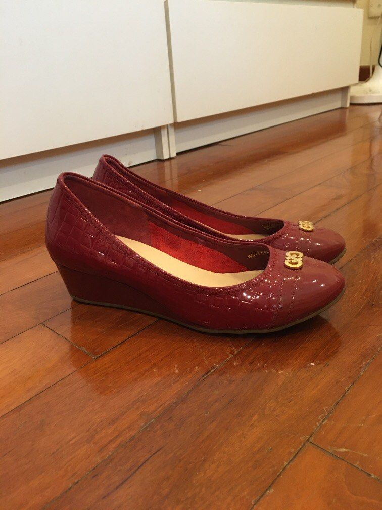 cole haan low wedge