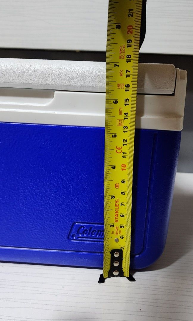 Coleman cooler box for sale, Furniture & Home Living, Kitchenware