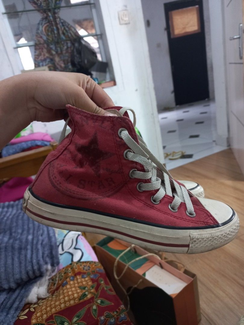 Converse Merah Maroon Fesyen Wanita Sepatu di Carousell
