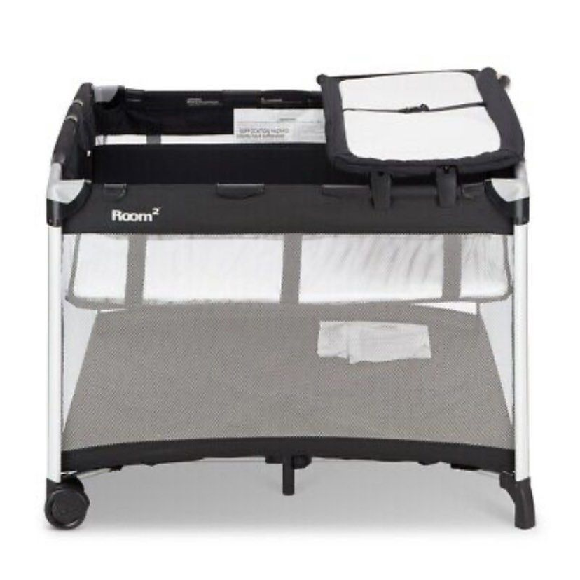 Crib for Twins Joovy Room2, Babies & Kids, Baby Nursery & Kids