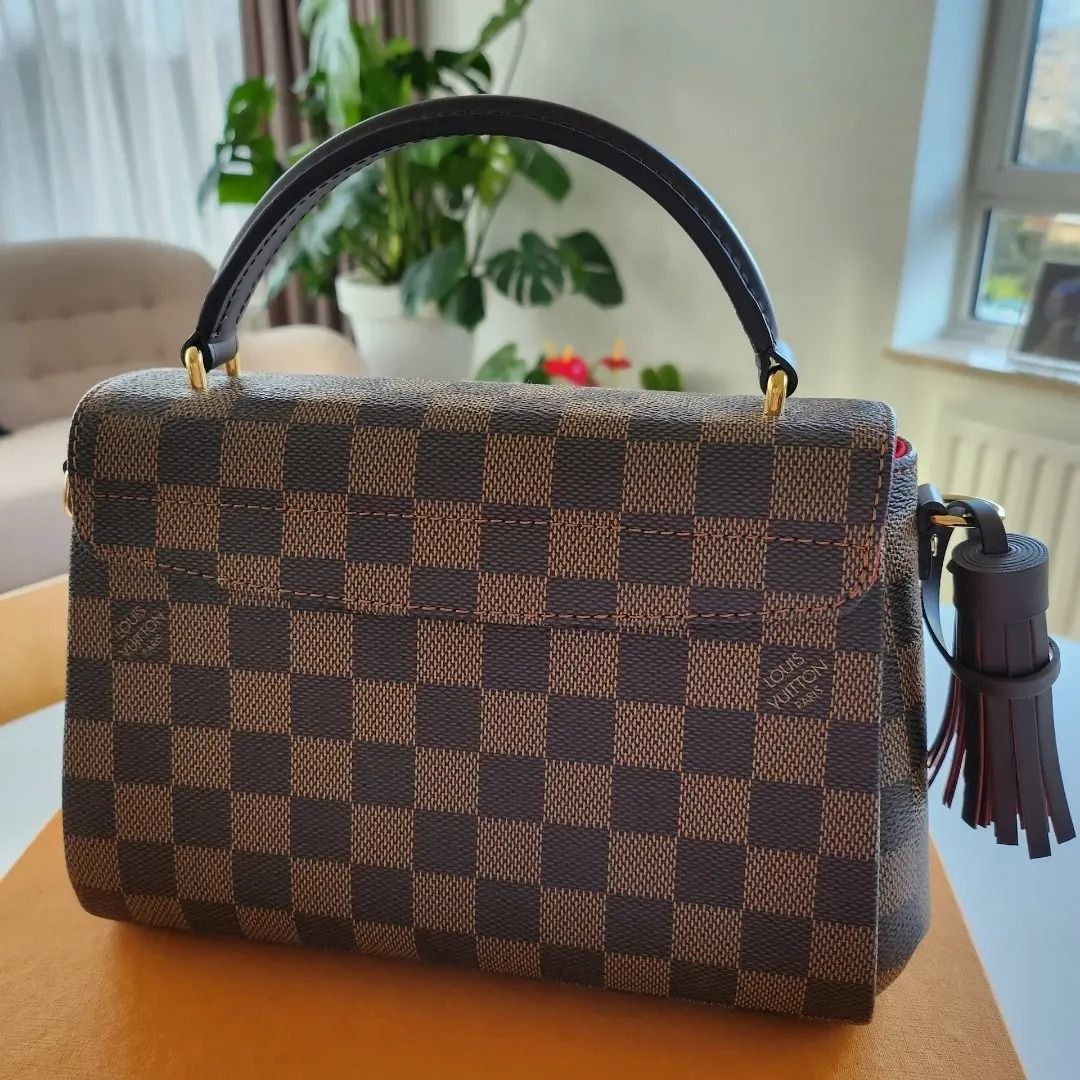 Croisete DE (Category: Luxury Bags & Wallets) located in Cabuyao City. Submitted by Theaffluenceph (Listing ID 1214781279, Image 2). Description: Like New (used twice only) Complete Inclusions 2022 receipt On hand Italy 3 weeks eta.