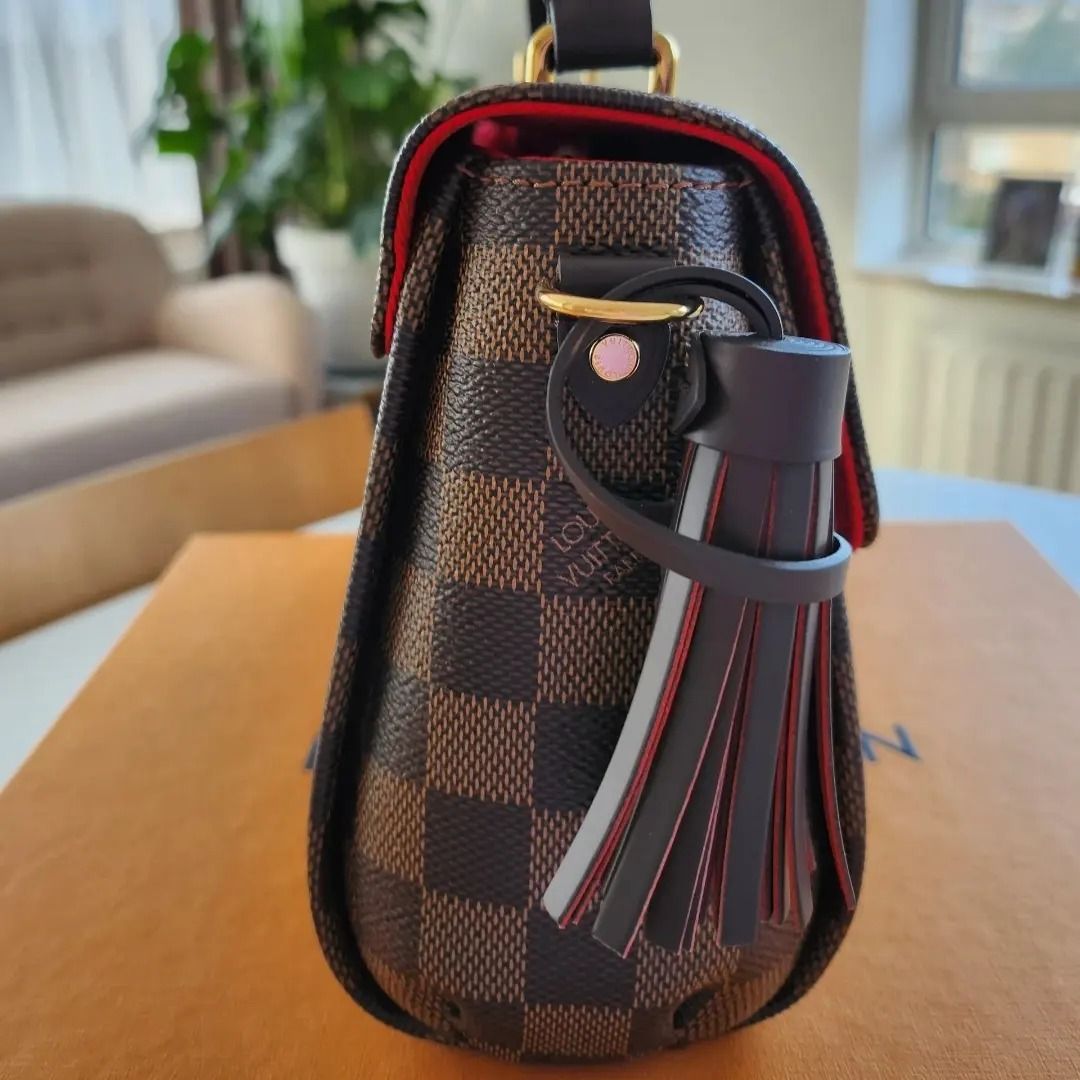 Croisete DE (Category: Luxury Bags & Wallets) located in Cabuyao City. Submitted by Theaffluenceph (Listing ID 1214781279, Image 3). Description: Like New (used twice only) Complete Inclusions 2022 receipt On hand Italy 3 weeks eta.