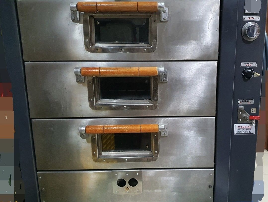 DCM Oven Bread Pastry Cake Gas Oven 3 layer, TV & Home Appliances