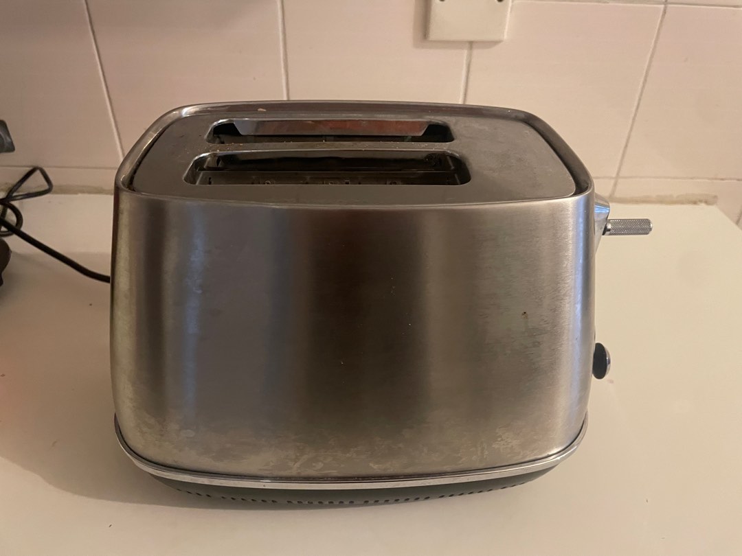 DeLonghi Distinta vintage style 2 slice toaster, TV & Home Appliances