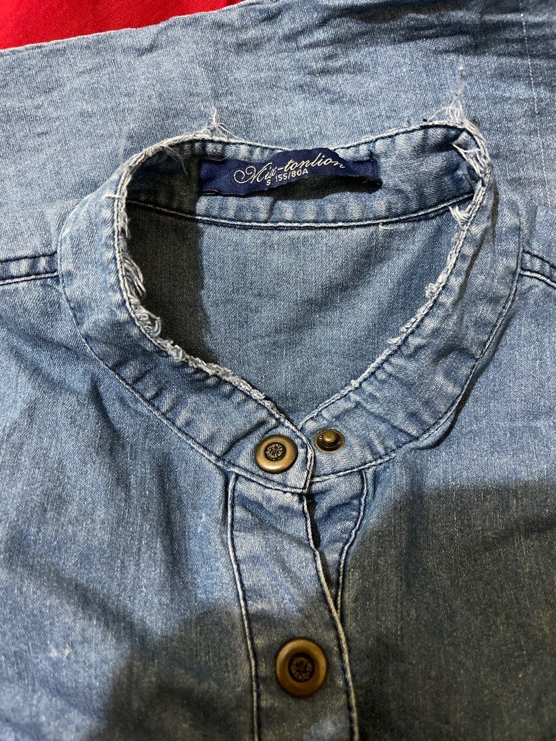 Denim button down dress (Category: Dresses) located in Mangatarem. Submitted by lccarousel (Listing ID 1214737634, Image 3). Description: Length 80cm/31.5 in Waist 64cm / 25in Bust 84cm /33 in Kompleto ang metal button.