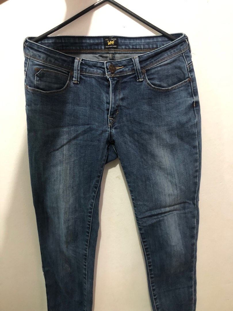 Denim Jeans [Buy 5 for 350], Women's Fashion, Bottoms, Jeans on Carousell