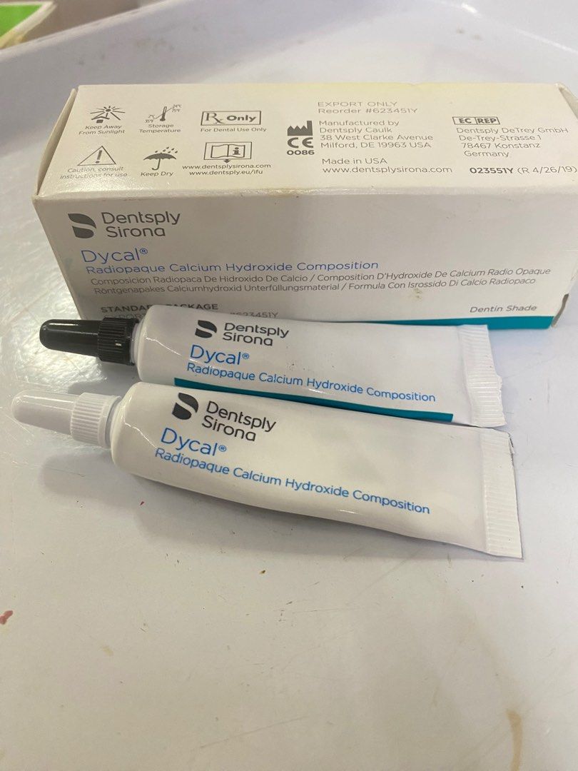 Dentsply Dycal Radiopaque Calcium Hydroxide Composition dental material