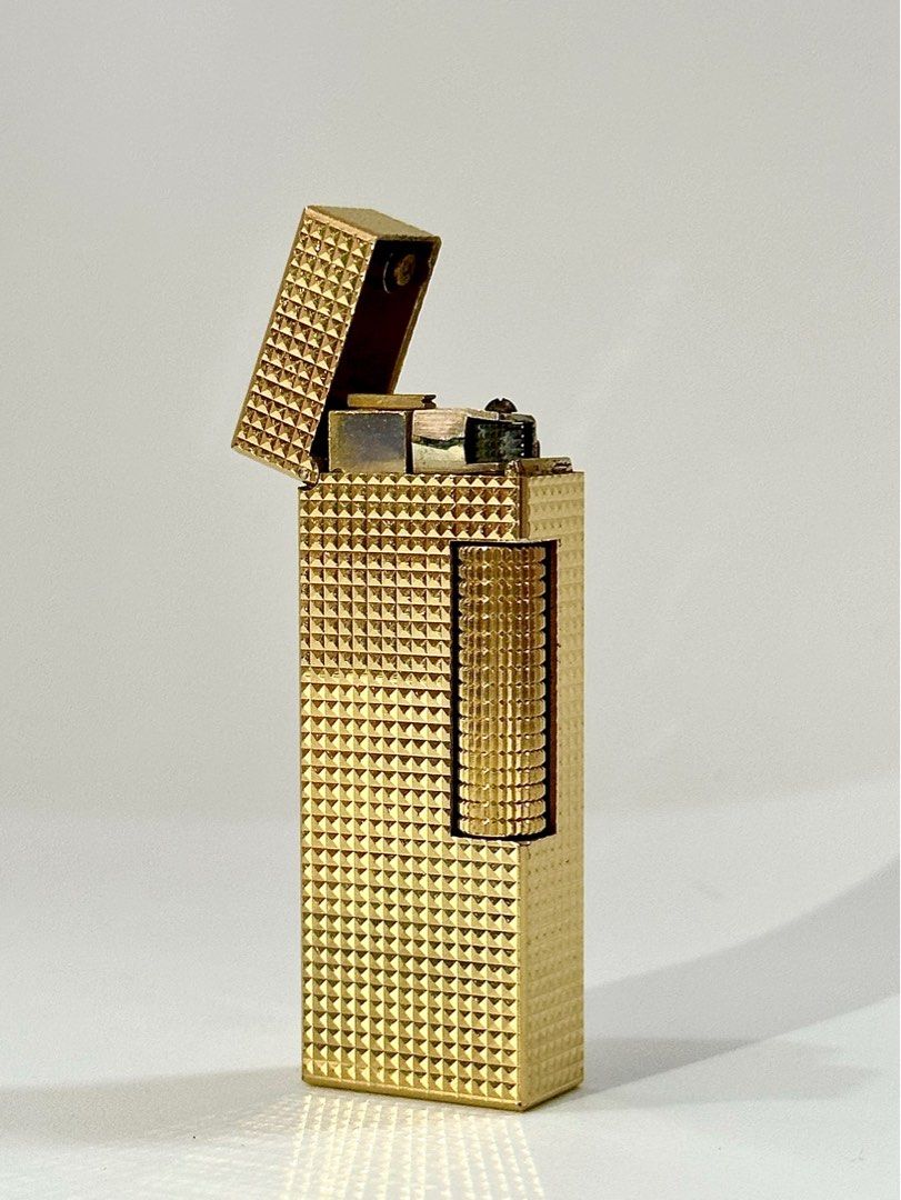 Solid gold outlet dunhill lighter